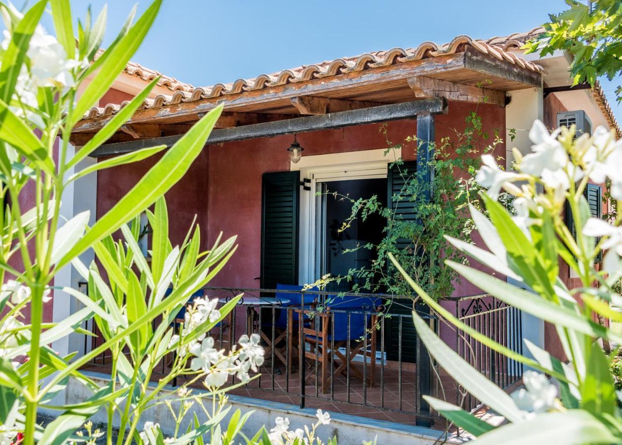 Nemorosa Holiday Houses Méson Yerakaríon Екстериор снимка