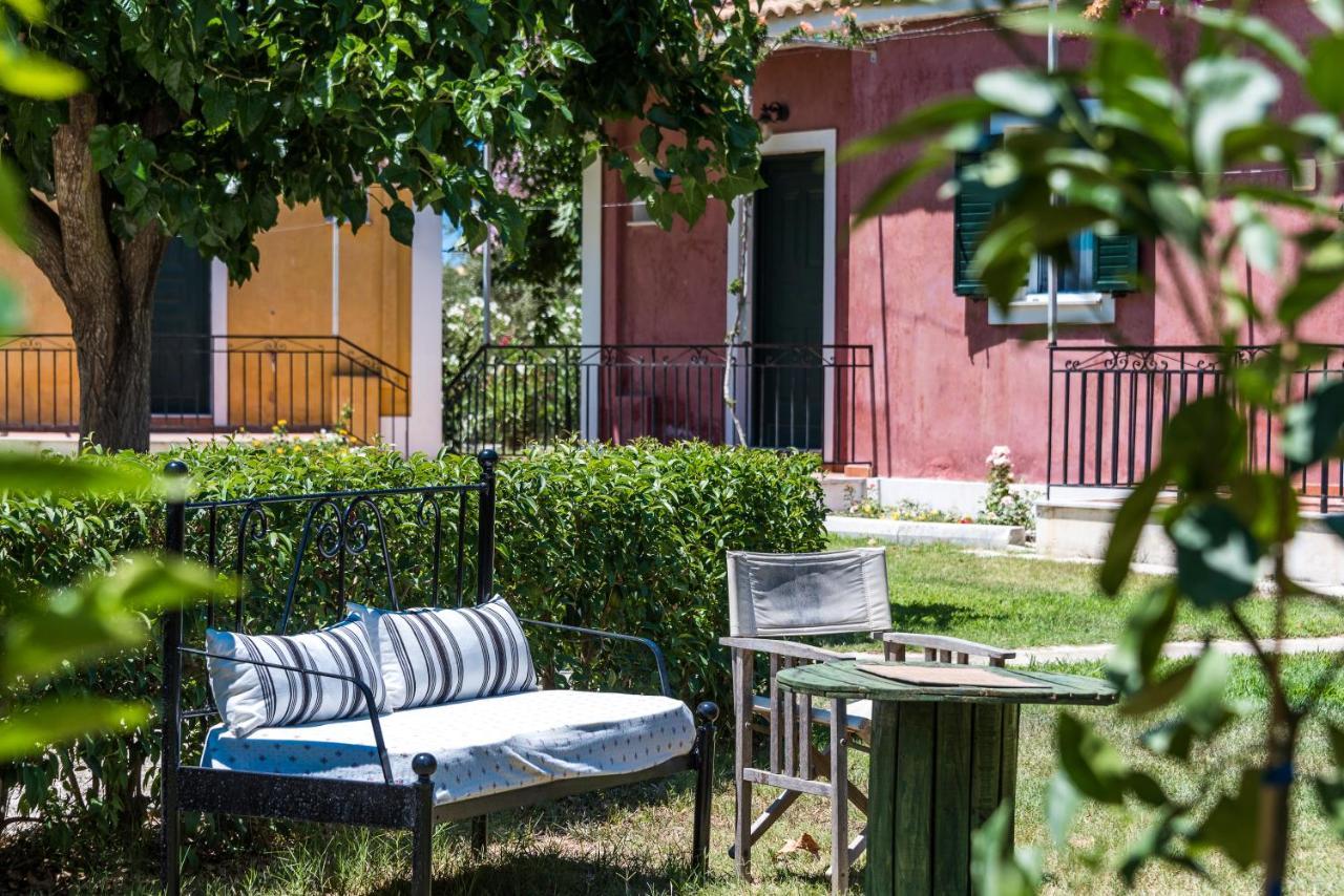 Nemorosa Holiday Houses Méson Yerakaríon Екстериор снимка