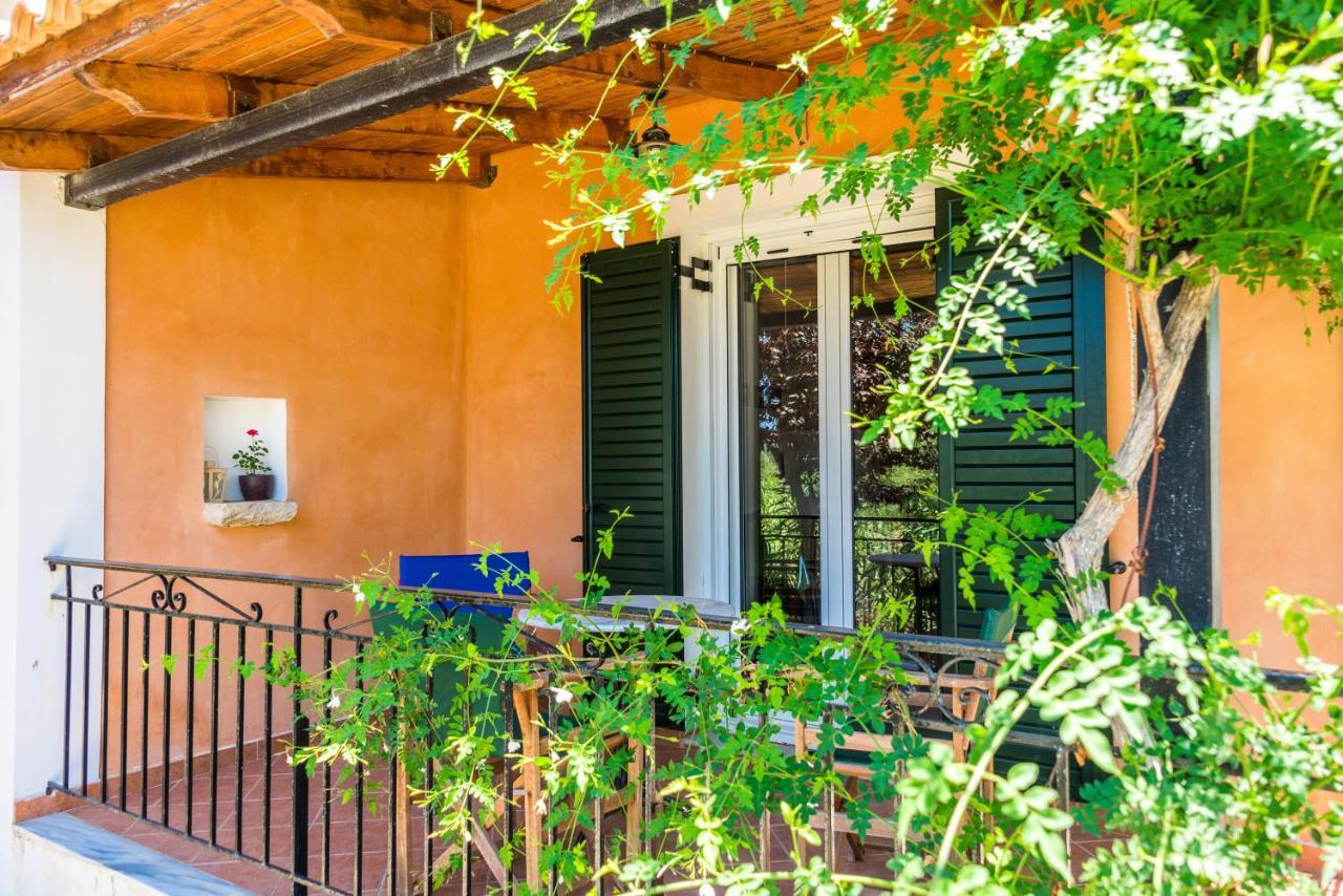 Nemorosa Holiday Houses Méson Yerakaríon Екстериор снимка