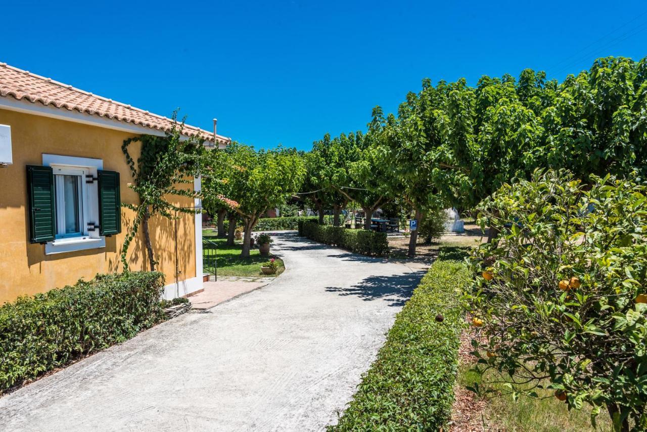 Nemorosa Holiday Houses Méson Yerakaríon Екстериор снимка