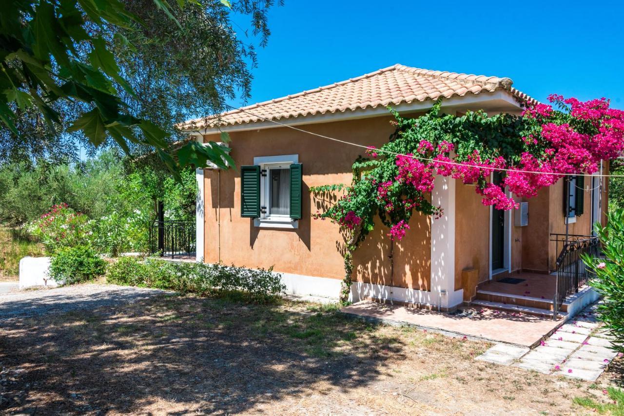 Nemorosa Holiday Houses Méson Yerakaríon Екстериор снимка