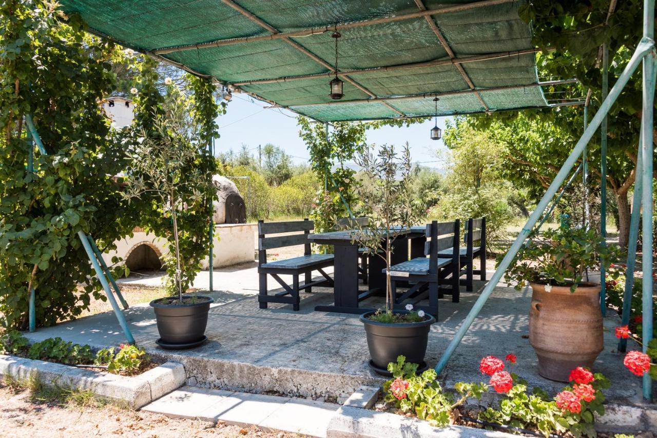 Nemorosa Holiday Houses Méson Yerakaríon Екстериор снимка