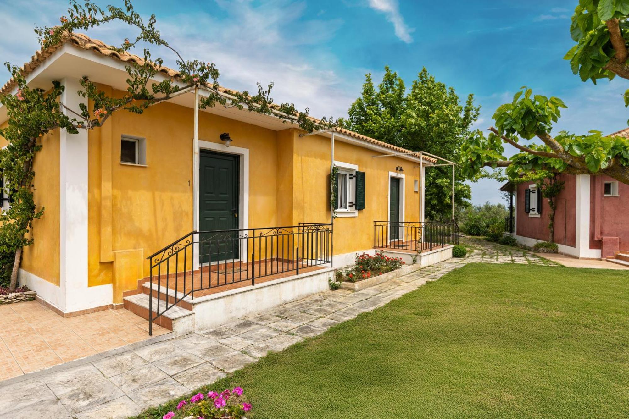 Nemorosa Holiday Houses Méson Yerakaríon Екстериор снимка