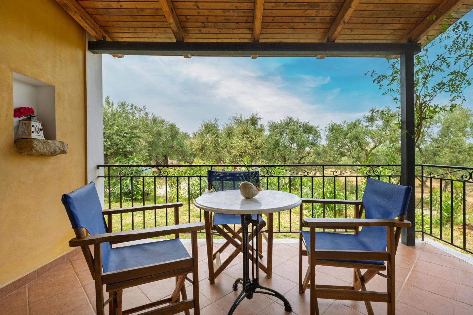 Nemorosa Holiday Houses Méson Yerakaríon Екстериор снимка