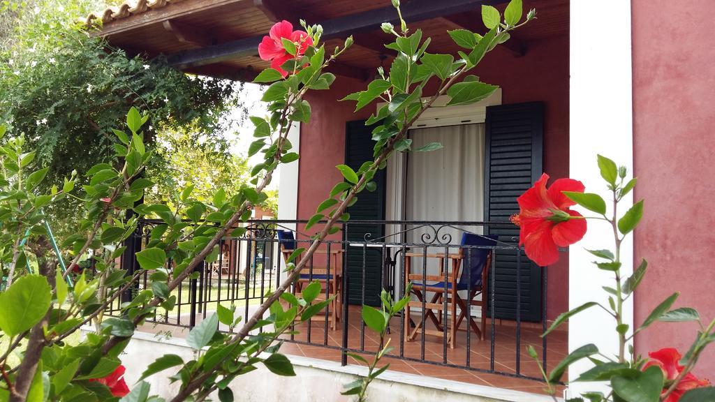 Nemorosa Holiday Houses Méson Yerakaríon Екстериор снимка